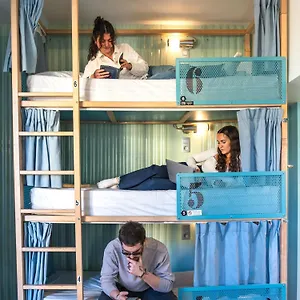 Ozz Hostel Nice